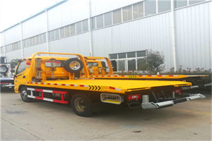 酉阳附近拖车救援搭电